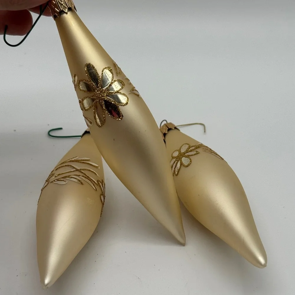 Vintage Glass Christmas Ornaments Lot 4 Cream Gold Lattice Teardrop Torpedo 6